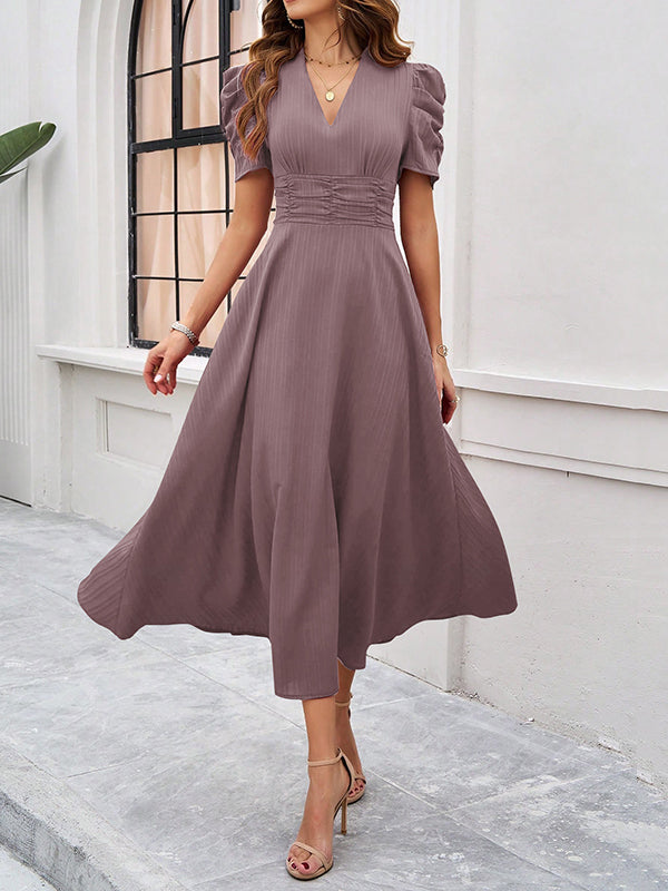 Robe longue plissée coupe trapèze, taille haute, à fermeture éclair, à col en V, couleur unie