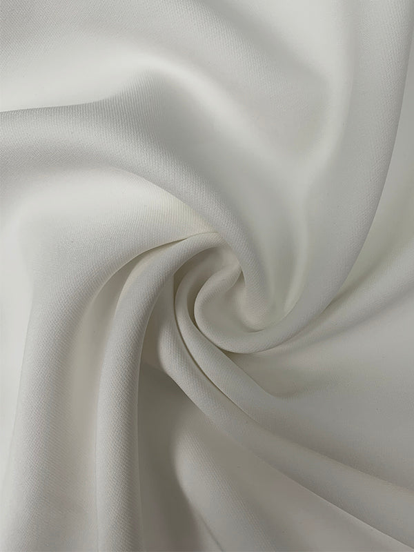 Robe longue brillante coupe trapèze, à manches évasées, à empiècements, à col carré, couleur unie
