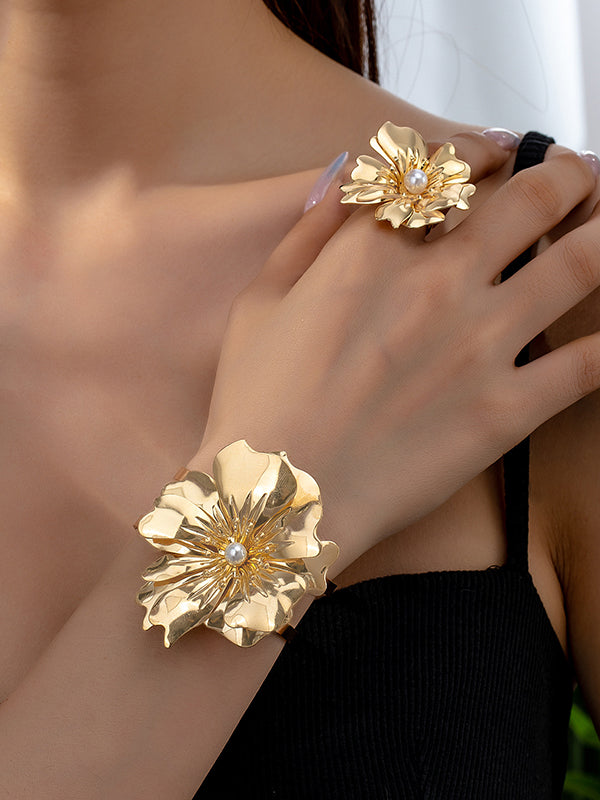 Bracelet Plissé Forme Fleur + Bagues Accessoires Deux Pièces