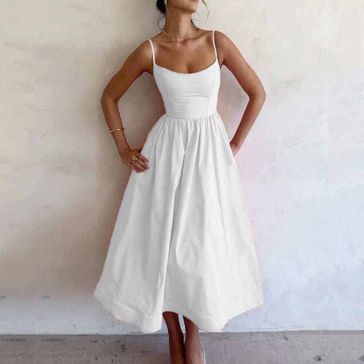 Emilia - Robe midi à bretelles fines et style cool