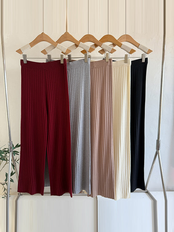 Ensemble trois pièces en tricot sans manches à col en v + cardigan à manches longues + pantalon taille haute
