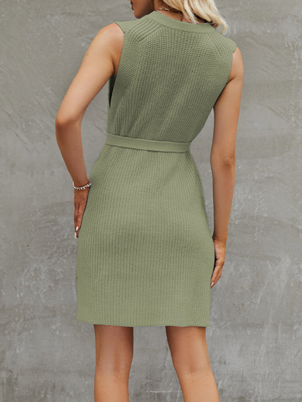 Robe pull ample fendue sur le côté coupe trapèze, à taille nouée, à col rond, couleur unie