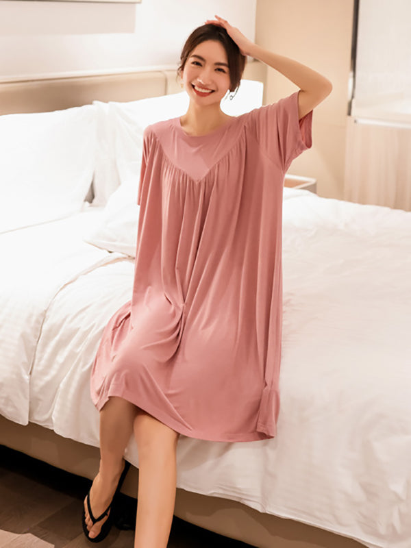 Robe pyjama ample en modal plissée de couleur unie