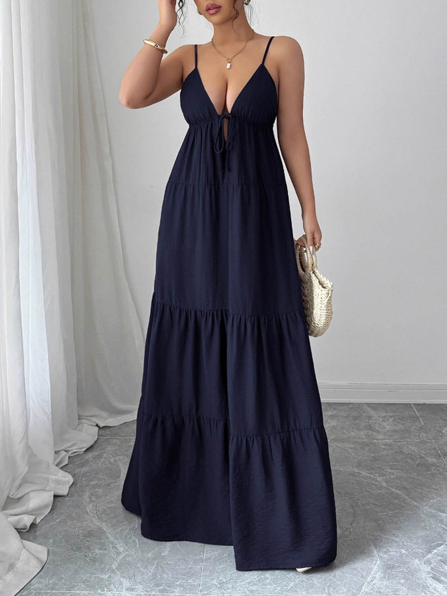 Robe longue plissée coupe trapèze, sans manches, dos nu, à cordon de serrage, à fines bretelles, couleur unie