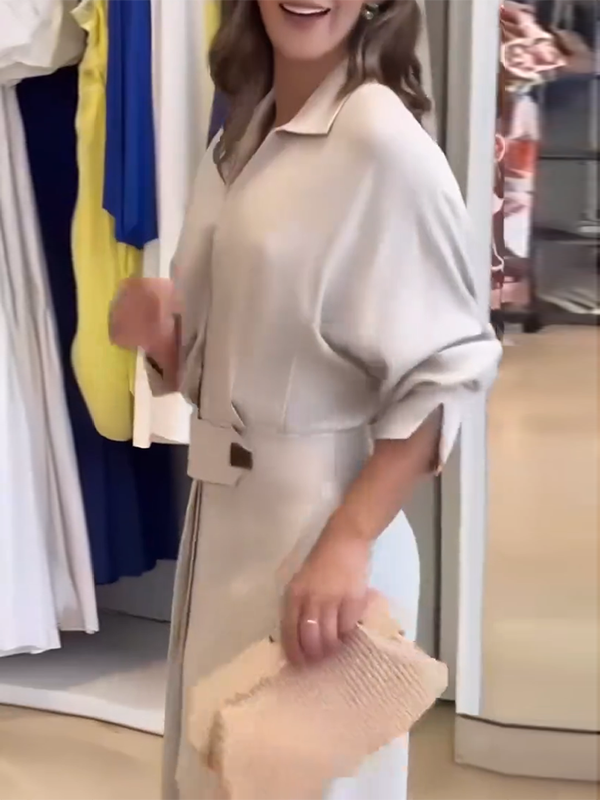 Robe chemise ample fendue sur le côté à manches longues, à empiècements, à col en V