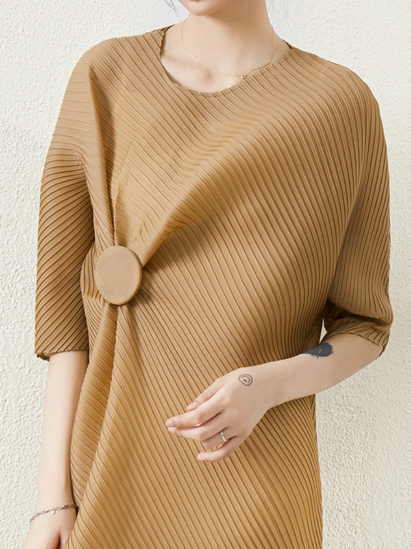 Robe mi-longue élégante ample plissée à coupe irrégulière, à col rond, couleur unie