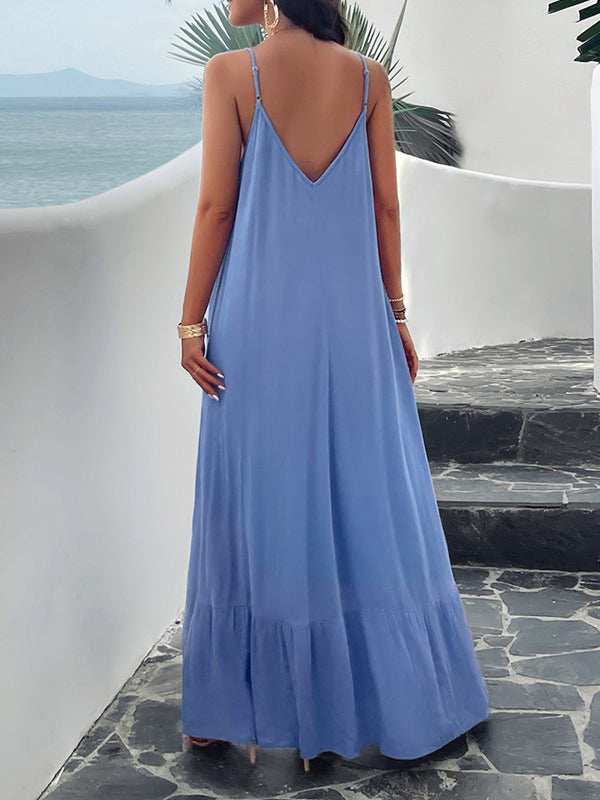 Robe longue ample plissée sans manches, à empiècements, à fines bretelles, couleur unie