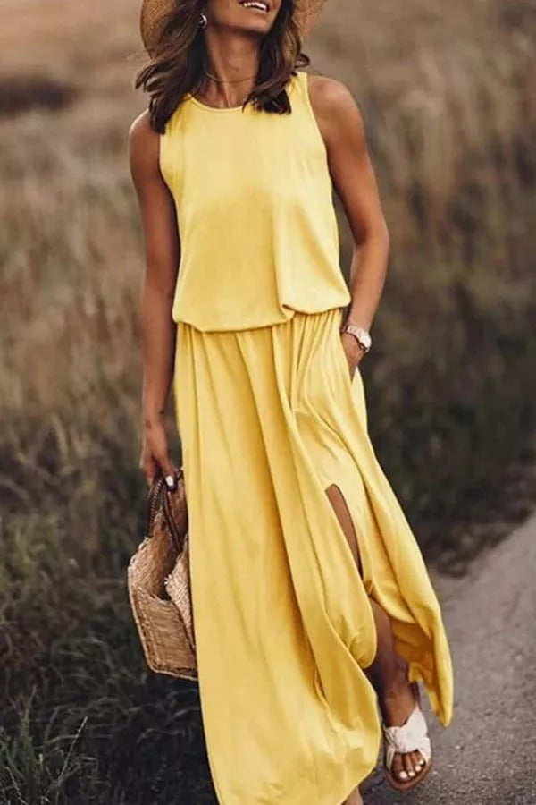 Lina | Robe maxi fluide avec fente pour une élégance sans effort