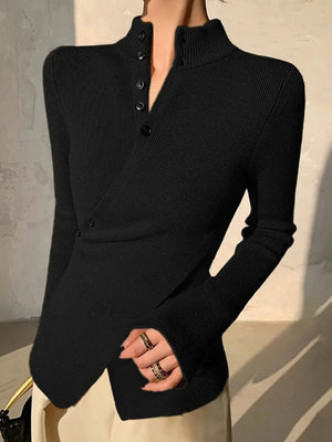 Pull asymétrique fendu devant à manches longues, à empiècements, à col en V