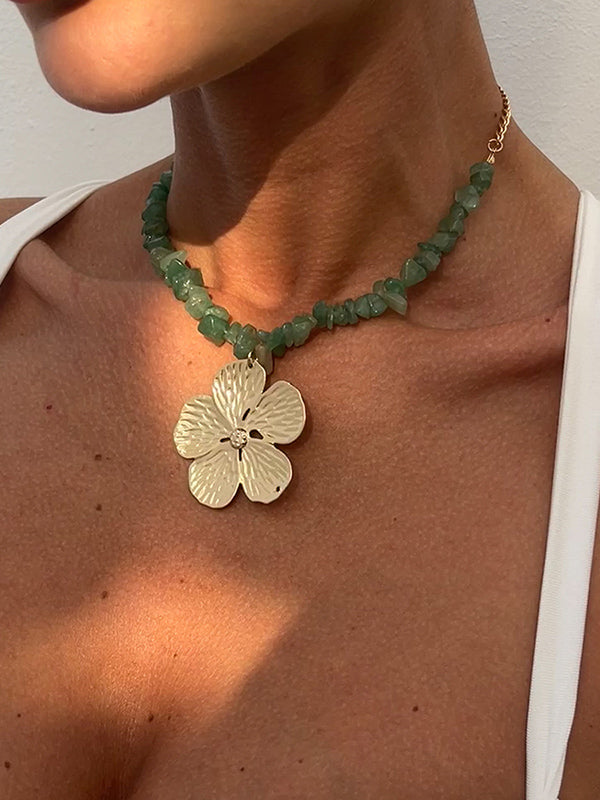 Collier en forme de fleur