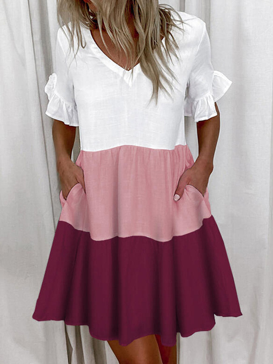 Robe mi-longue plissée imprimée coupe trapèze, taille haute, à poches, à empiècements, à col en V, couleur contrastée