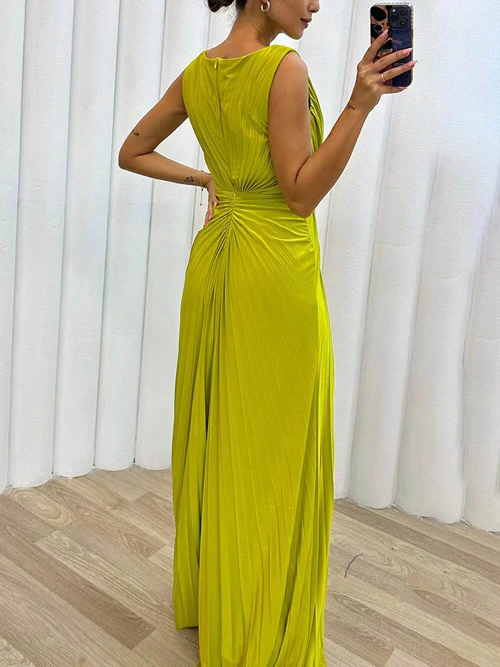 Kendra - Robe maxi élégante et intemporelle avec fentes
