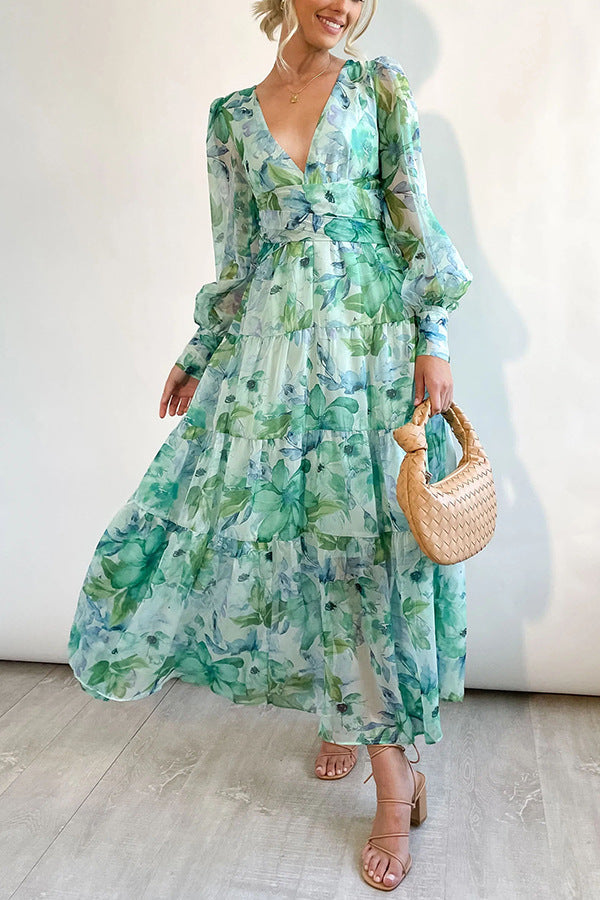 Pénélope | Robe Midi Florale - Décolleté en V & Élégante