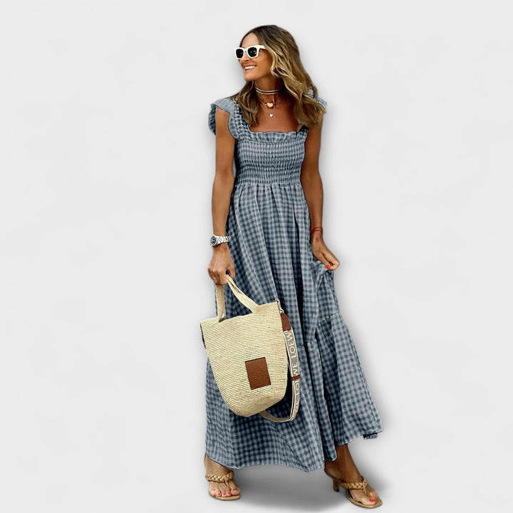 Robe maxi à carreaux avec détails en volants aux manches
