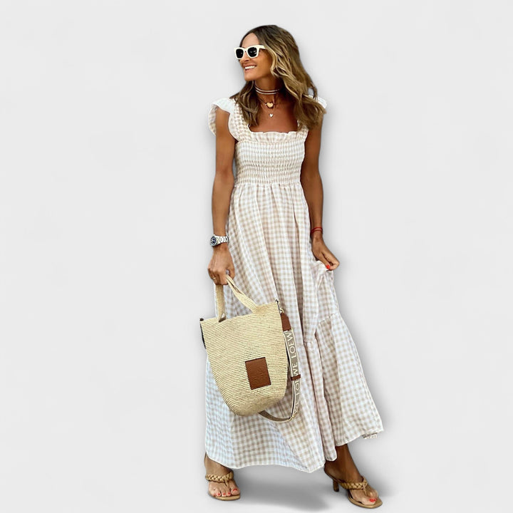 Robe maxi à carreaux avec détails en volants aux manches