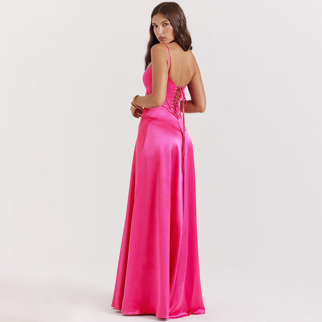 Selena - Robe maxi en satin avec bretelles fines
