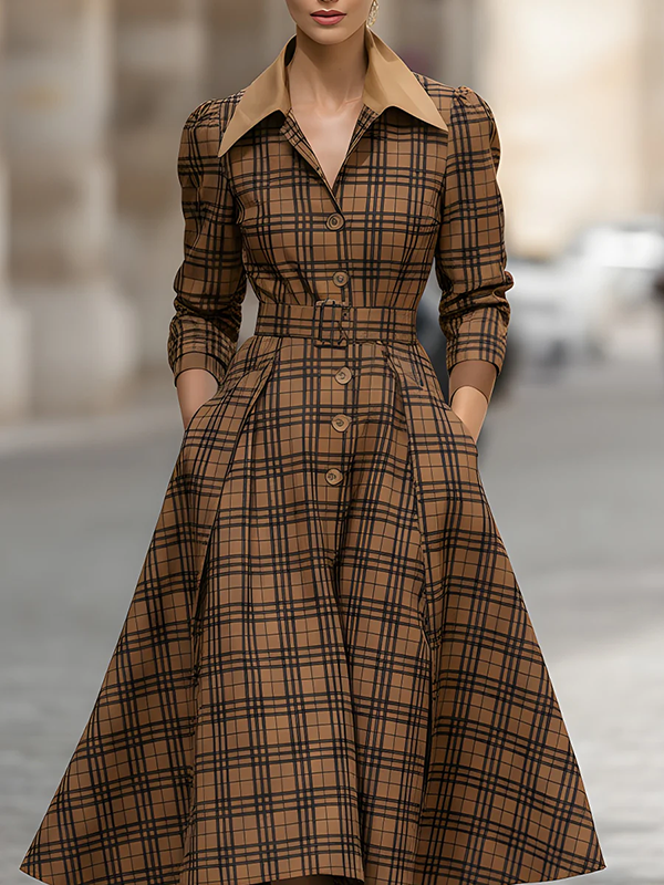 Robe mi-longue boutonnée plissée taille haute, à manches trois-quarts, avec ceinture, à carreaux, à poches, à col revers