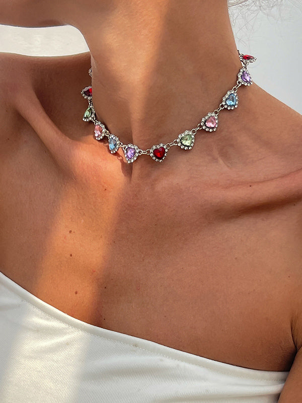 Collier géométrique en forme de cœur