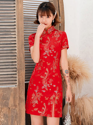 Bourgogne – Cheongsam court à col montant imprimé de fleurs de prunier