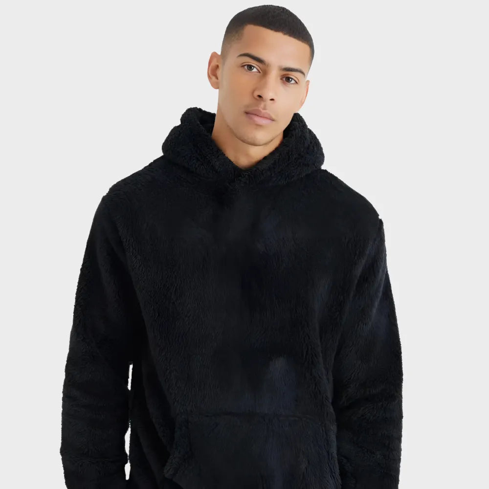 Sophie | Hoodie pour femmes doux & moelleux, porté de manière moderne