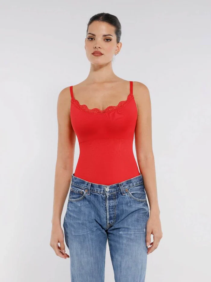 Body en dentelle avec contours
