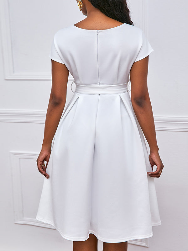 Robe mi-longue à nœud, à lacets, à col en V, couleur unie