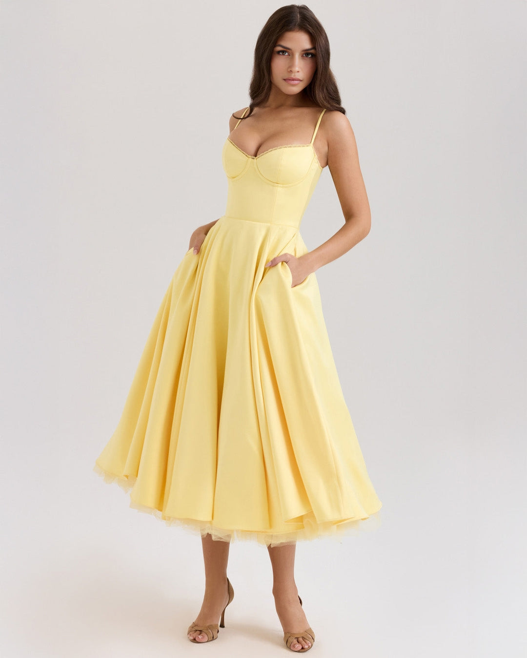 Paula | Robe Midi en Satin Duchesse avec Corsage