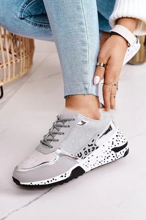 OrthoLift™ – Baskets orthopédiques pour femmes avec plateforme pour un confort maximal