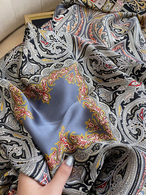 Châle vintage en imitation soie imprimée