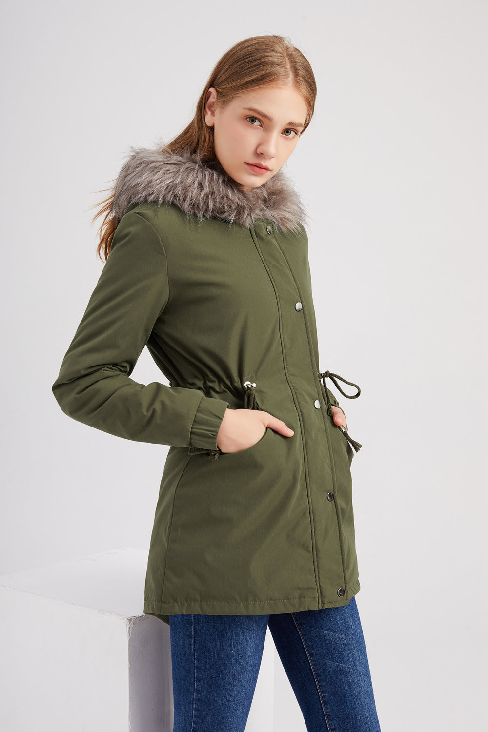 Parka pour femmes avec capuche