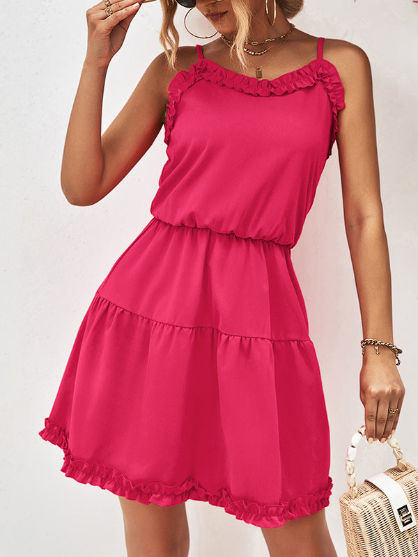 Robe courte ample sans manches, à falbalas, à fines bretelles, couleur unie