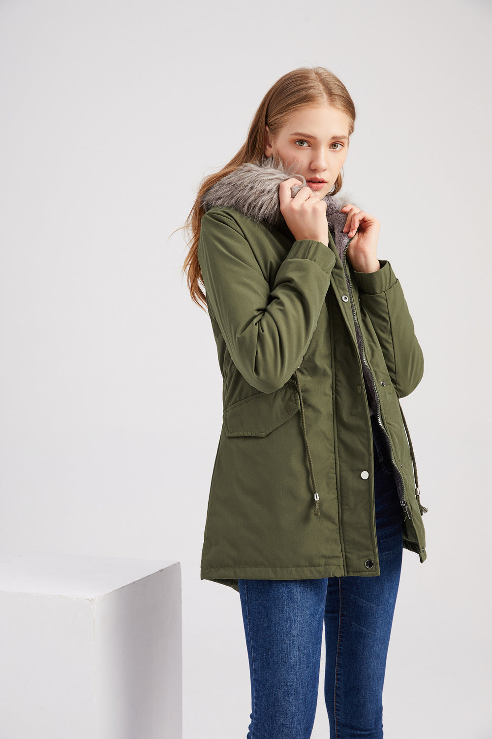 Parka pour femmes avec capuche