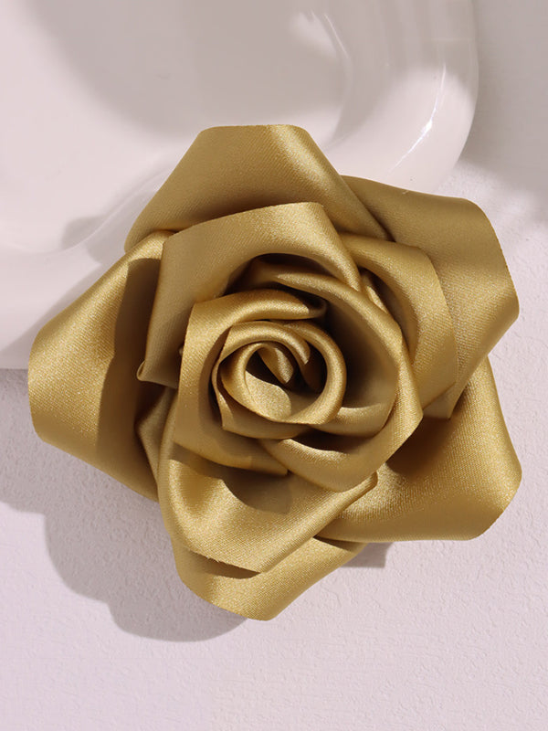 Broche à fleurs en 3D