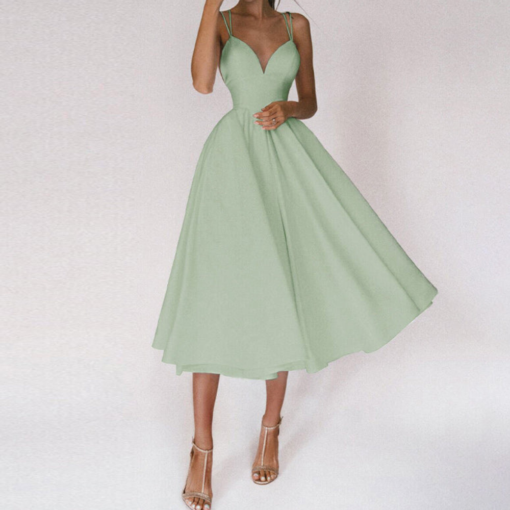 Robe de soirée élégante pour femmes | Robe cocktail avec bretelles spaghetti et décolleté en cœur