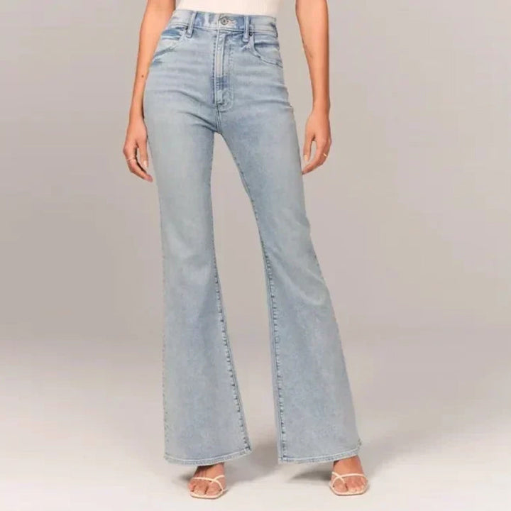 Victoria - Jean évasé taille haute pour femmes