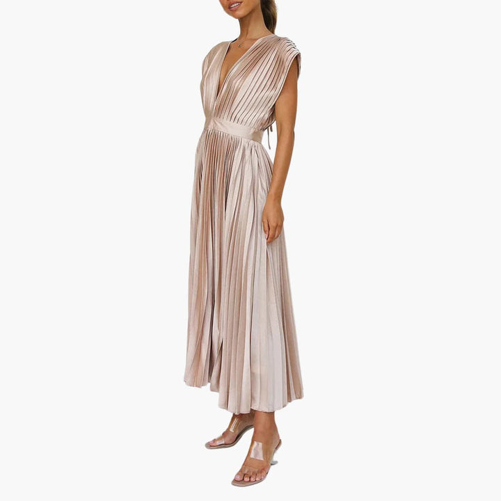 Robe midi élégante avec décolleté en V - Mode de soirée pour femmes Farfetch
