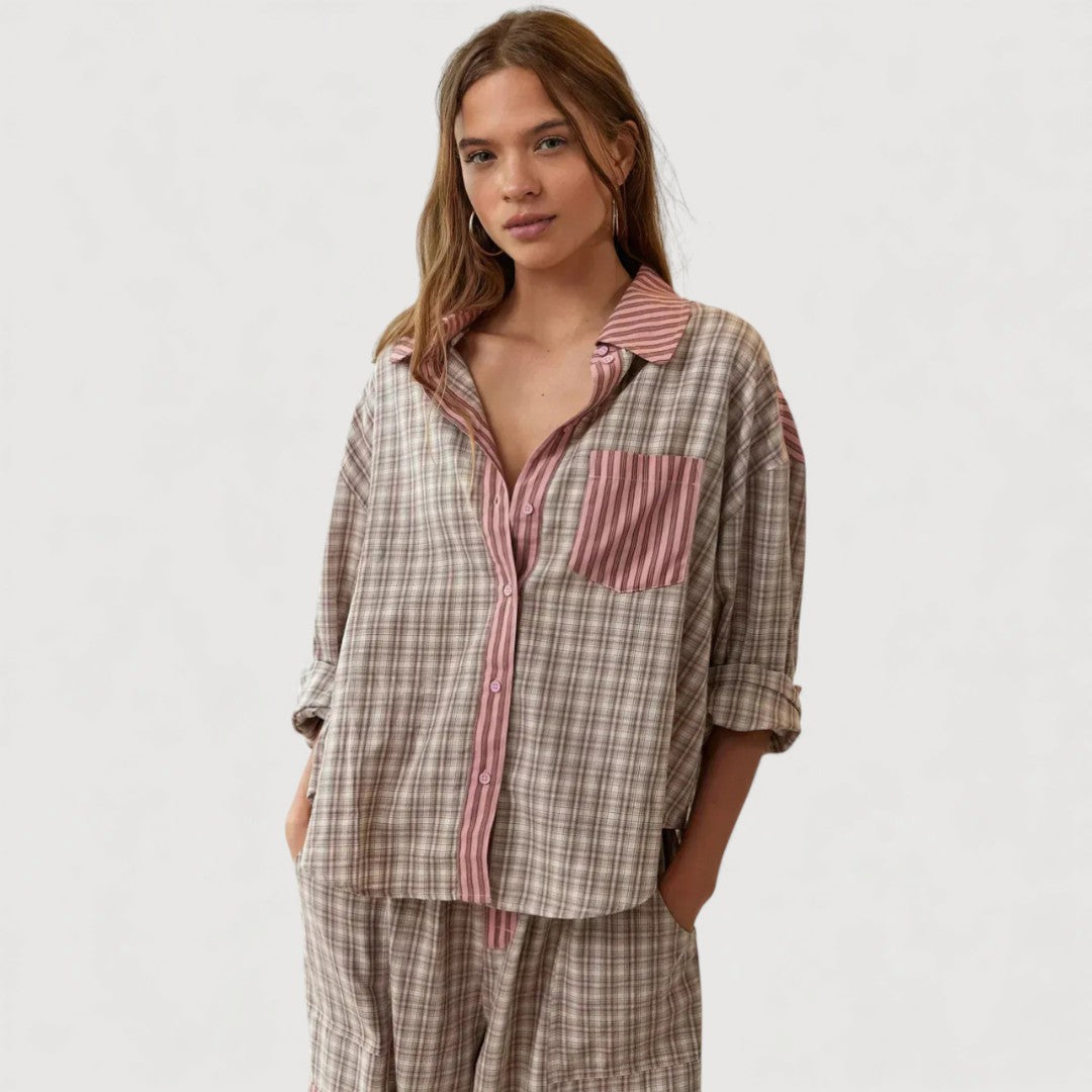 Isabella | Ensemble de Pyjama Décontracté pour Femmes porté avec Style