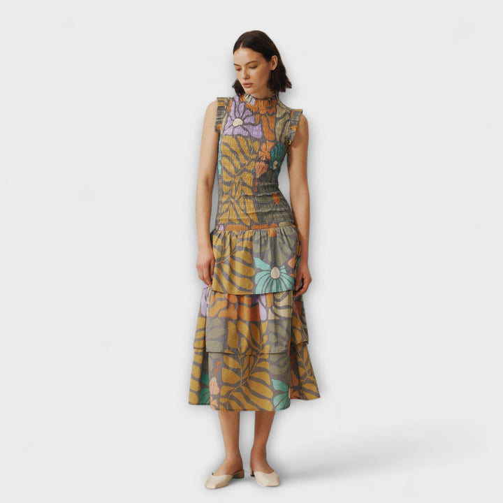 Yenora – Robe midi avec corsage smocké et jupe à volants