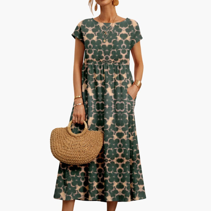 Robe midi boho à manches courtes - pour femmes au style d'été