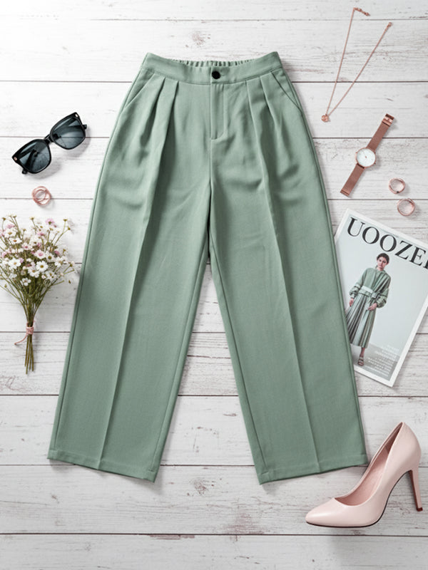 Pantalon ample boutonné plissé couleur unie