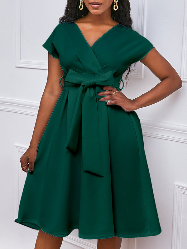 Robe mi-longue à nœud, à lacets, à col en V, couleur unie