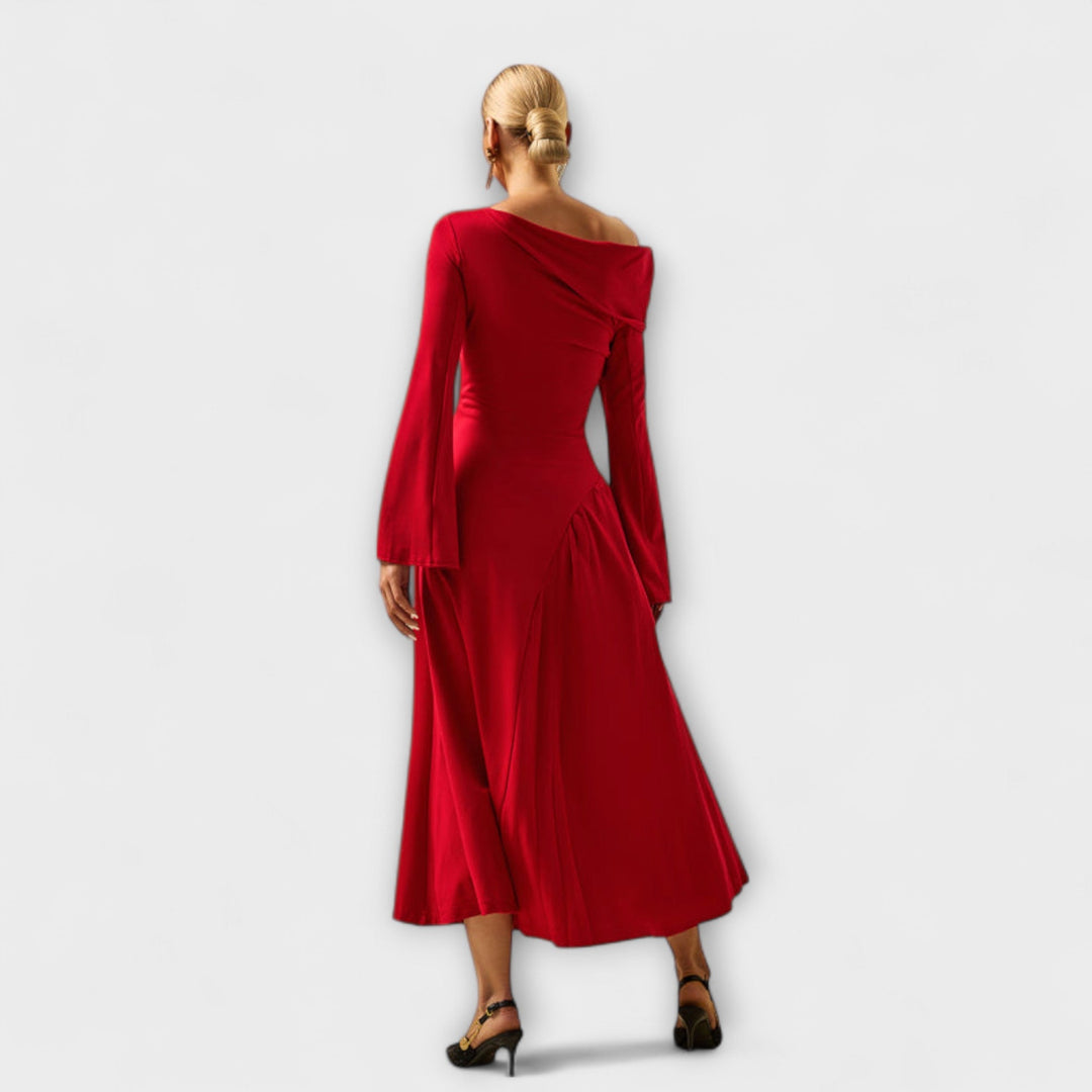 Amarisse – Robe midi drapée avec accent sur l'épaule