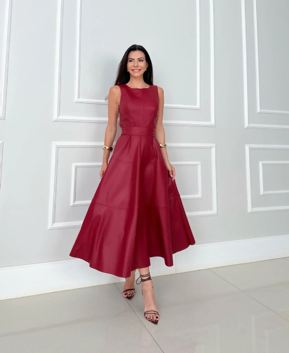 Bnita – Robe midi sans manches en simili cuir