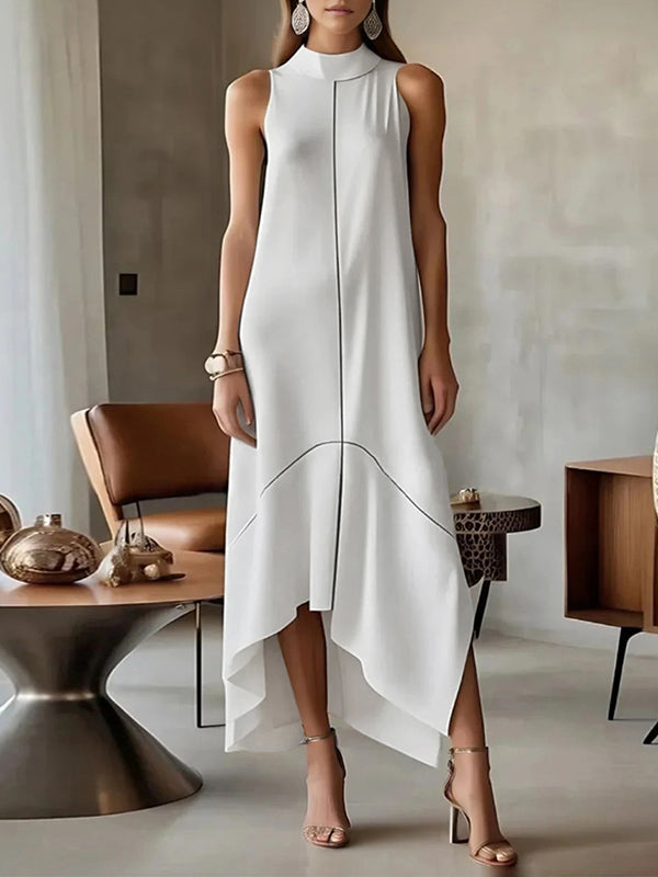 Robe longue fendue sur le côté sans manches, à empiècements, à col haut