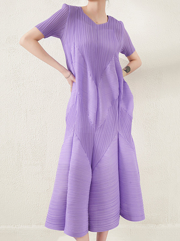 Robe mi-longue décontractée plissée à manches courtes, à col rond, couleur unie