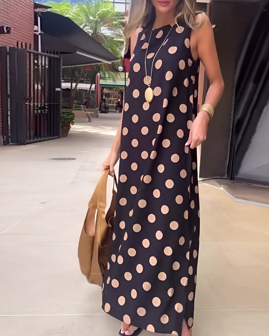 Roxane | Robe maxi avec fente et motif à pois
