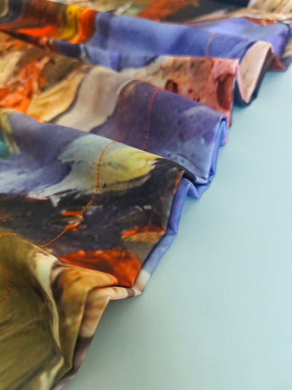 Robe longue ample imprimée à manches chauve-souris, en gaze, à empiècements, à col en V