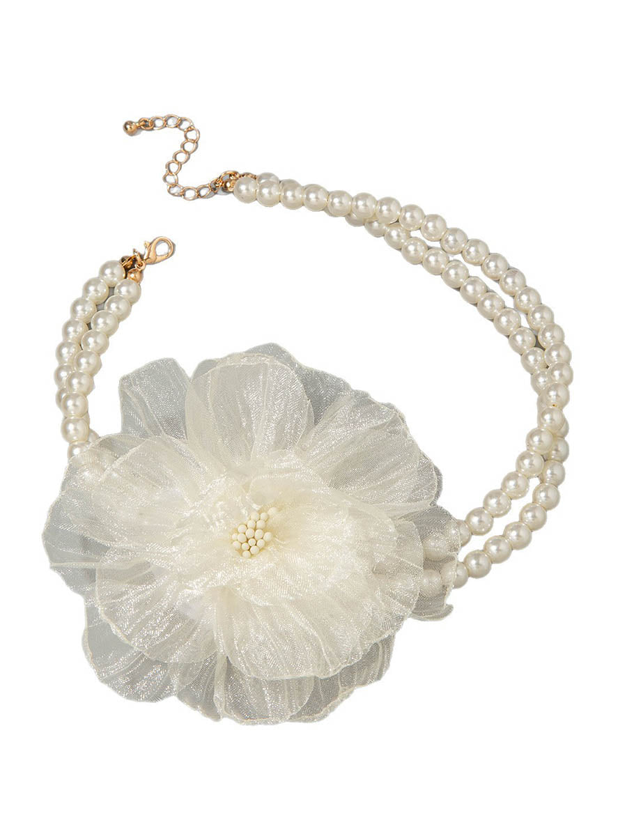 Collier en forme de fleur