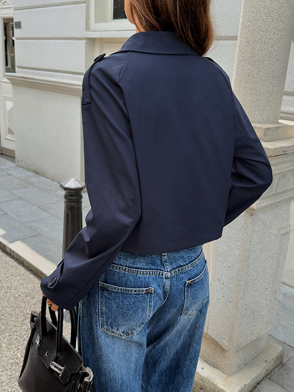 Veste boutonnée à manches longues, à empiècements, à col cranté, couleur unie