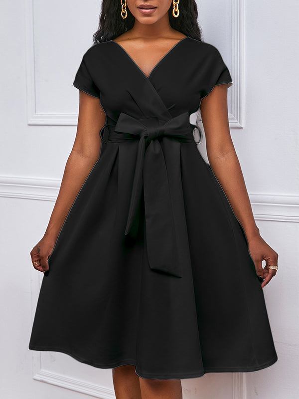 Robe mi-longue à nœud, à lacets, à col en V, couleur unie